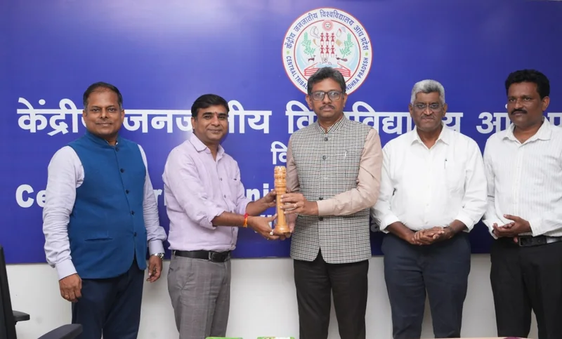 राजस्थान के पत्रकारों के प्रतिनिधिमंडल ने केंद्रीय जनजातीय विश्वविद्यालय आंध्र प्रदेश का दौरा किया
