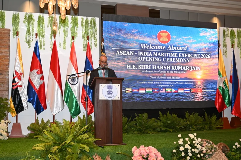 आसियान-भारत समुद्री अभ्यास (एआईएमई-2026) फिलीपींस के सुबिक बे में शुरू हुआ